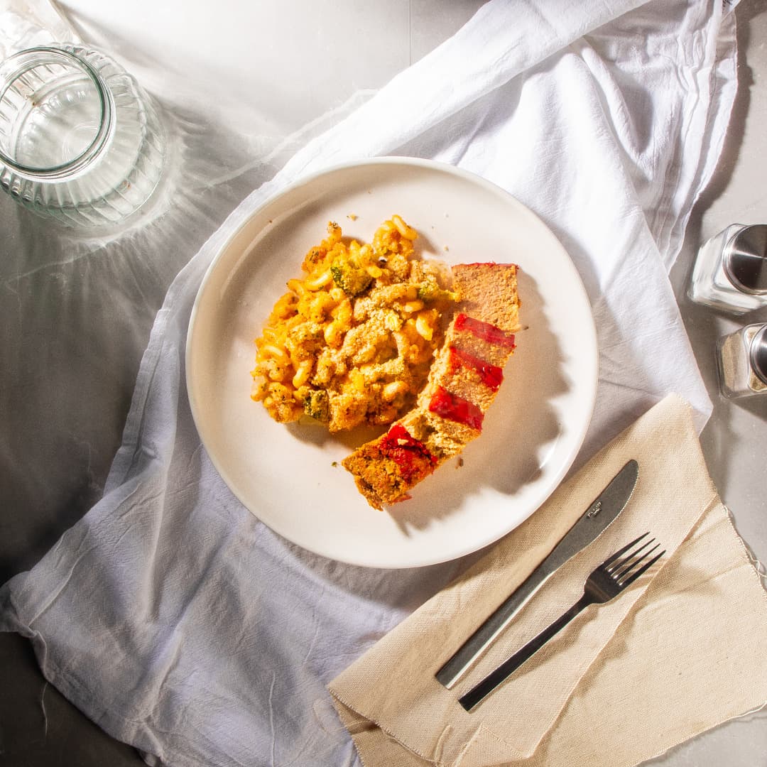 Skinny Meatloaf Mac n’ Cheese