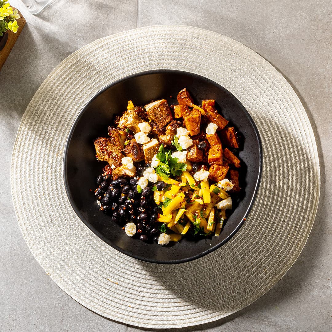 Spicy Southwest Quinoa Bowl with Chicken