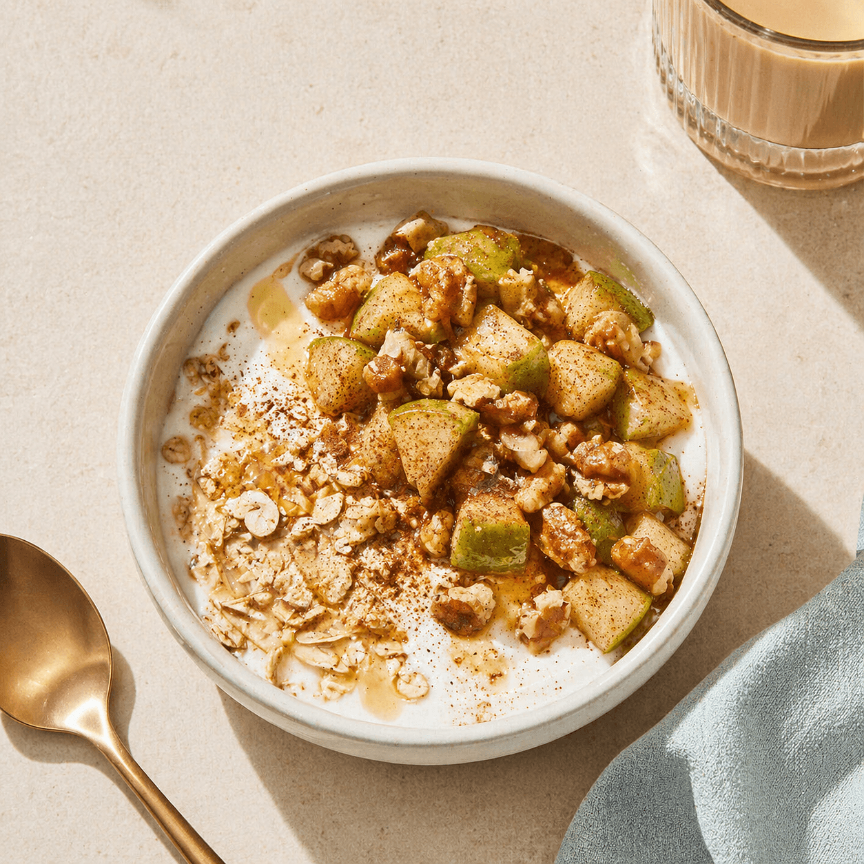Cinnamon Apple Oatmeal Bowls